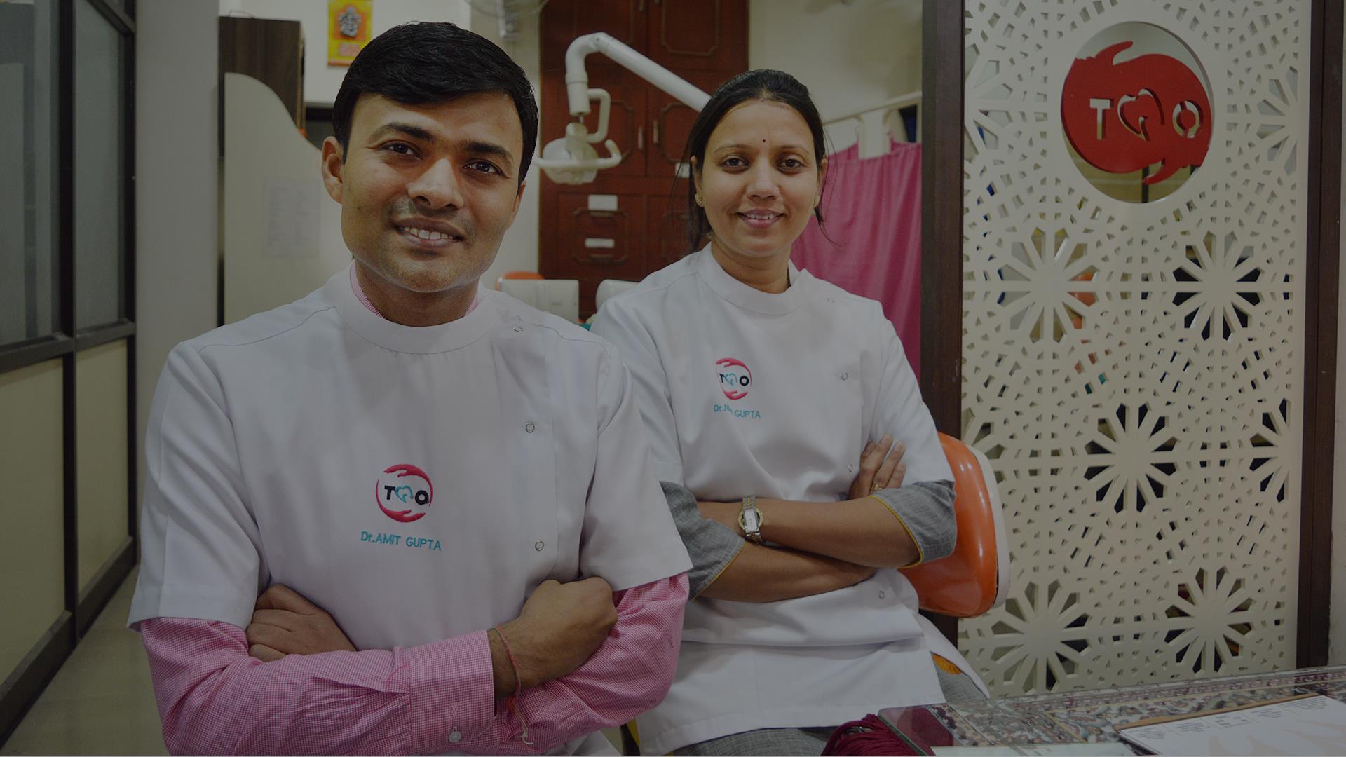 DR amit gupta Nidhi Gupta